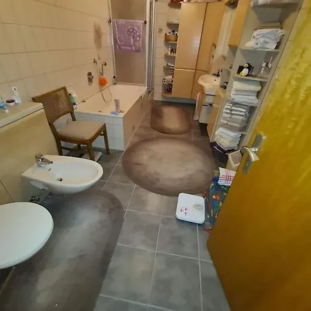 Nature Park, 2 Double, 1 Sofa For Sleeping In 3 Rooms, Kitchen, Bathroom Apartment Mittenaar